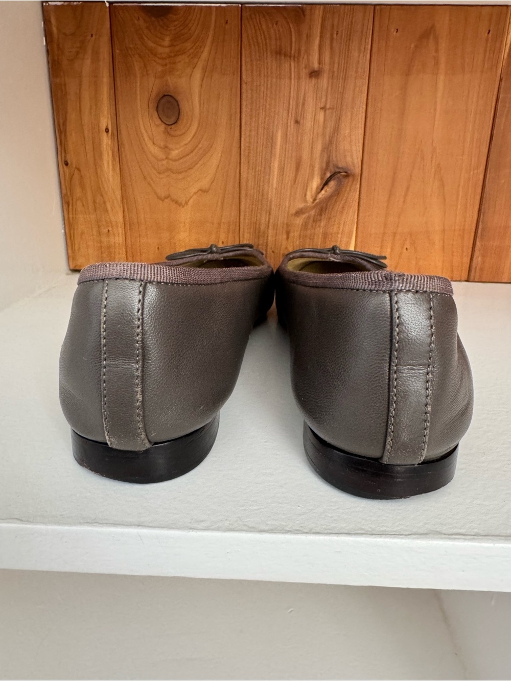 CHANEL Two-Tone Gray Cap-Toe Ballet Flats - Picture 3 of 5
